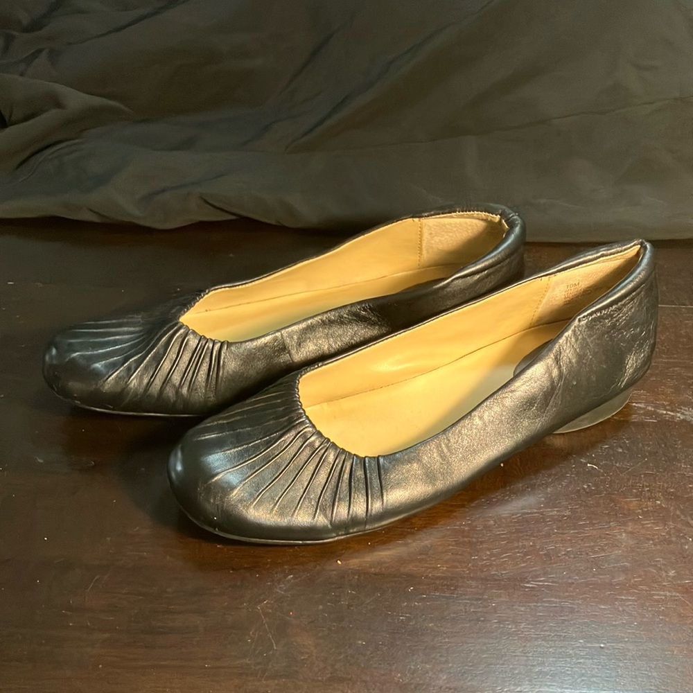 a.n.a Black Leather Flats with Pleated Detailing